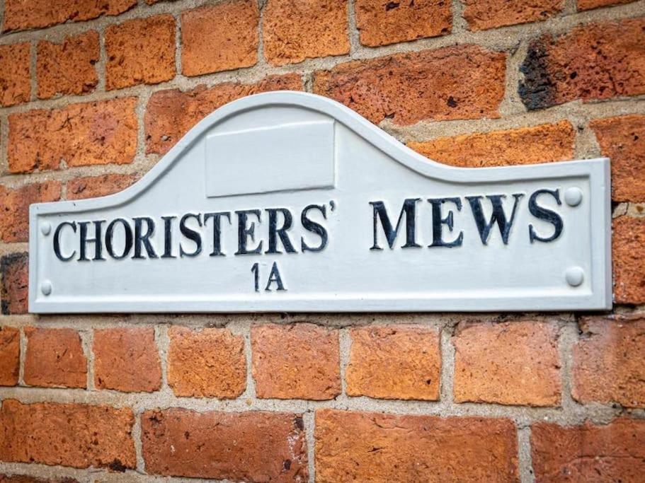 Choristers Mews: Luxury Cottage A Stones Throw From The Cathedral! Линкольн Экстерьер фото